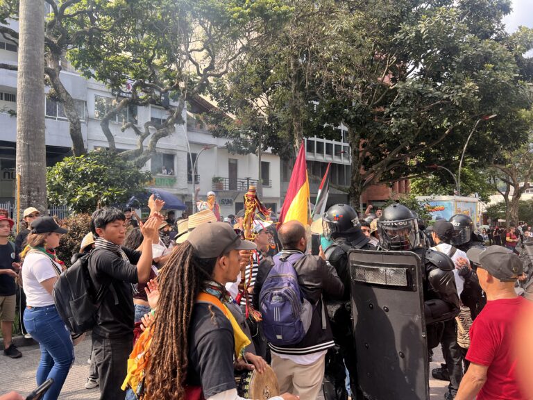 Cuatro capturados: Protesta terminó en disturbios en Ibagué