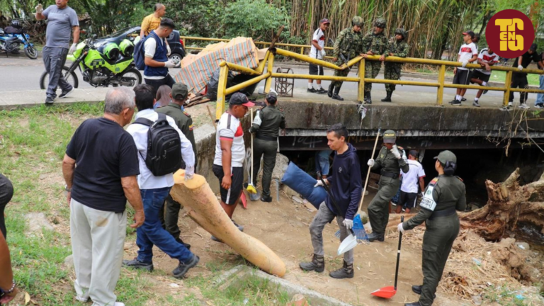 Autoridades recuperan la ronda hídrica de la quebrada La Balsa en el barrio Pedregal