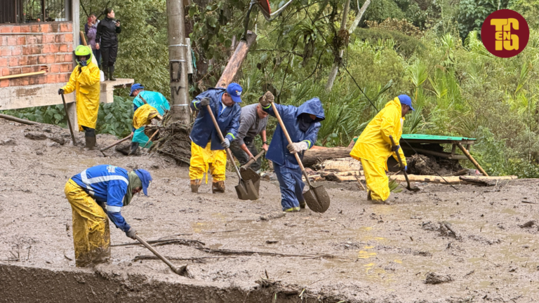 Creciente de la quebrada El Trapicho deja tres viviendas afectadas en Pico de Oro