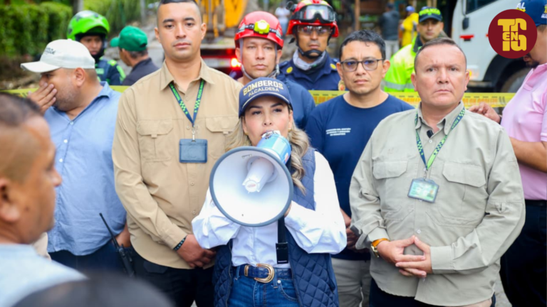 Alcaldesa Johana Aranda lidera ayuda a familias afectadas por creciente en el Cañon del Combeima
